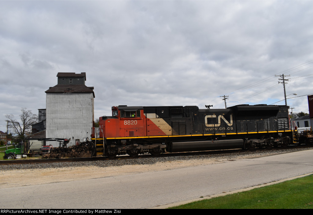 CN 8820